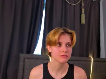 Marquettanorcross Chaturbate stream image from December 28, 2025