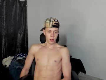 Santiceballo Chaturbate stream image from December 28, 2025