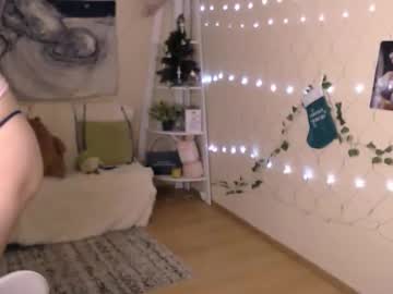 Missmelons_ Chaturbate stream image from December 28, 2025