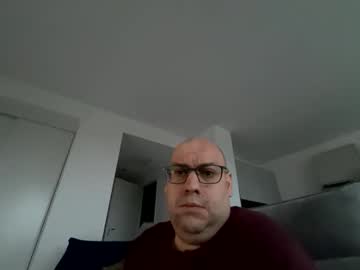 Arnochubby Chaturbate stream image from December 28, 2025