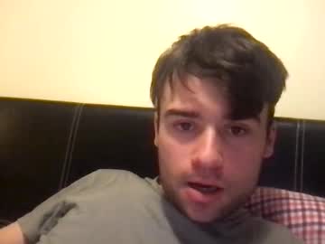 Bozoluninss Chaturbate stream image from December 28, 2025
