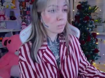 Katrinwaifu Chaturbate stream image from December 28, 2025