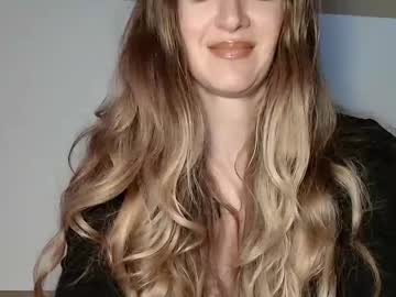 Iamamandarose Chaturbate stream image from December 28, 2025