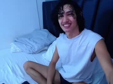 Tayronx33 Chaturbate stream image from December 28, 2025