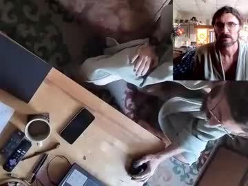 Avidaardvark Chaturbate stream image from December 28, 2025