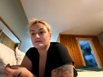 Baddiebb098 Chaturbate stream image from December 28, 2025