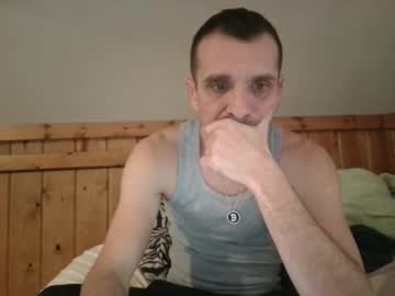 Bennymn Chaturbate stream image from December 28, 2025