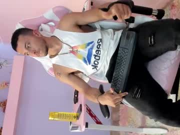 Brandoncolee Chaturbate stream image from December 28, 2025