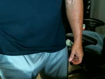 Fitguy40 Chaturbate stream image from December 28, 2025