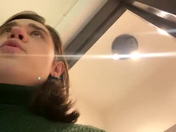 Remivar Chaturbate stream image from December 28, 2025