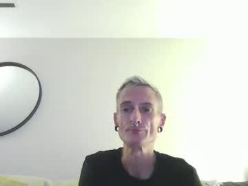 Hou5ethi5 Chaturbate stream image from December 28, 2025