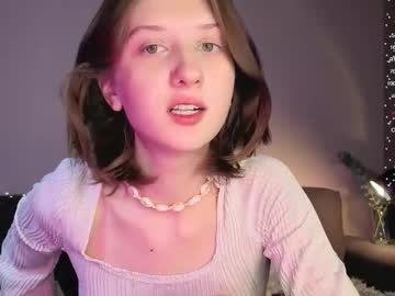 Valerie_Mooon Chaturbate stream image from December 28, 2025
