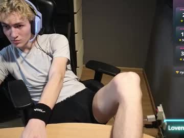 Bambelbye Chaturbate stream image from December 28, 2025