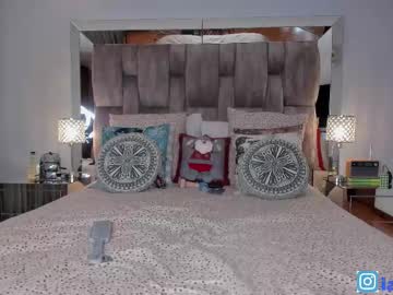 Mirandacollins_ Chaturbate stream image from December 29, 2025
