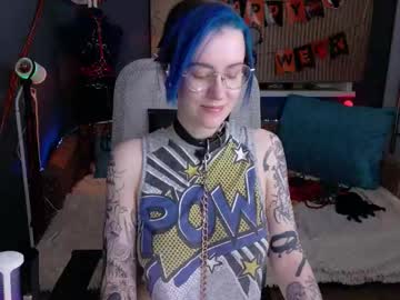 Cumpotikeve Chaturbate stream image from December 29, 2025