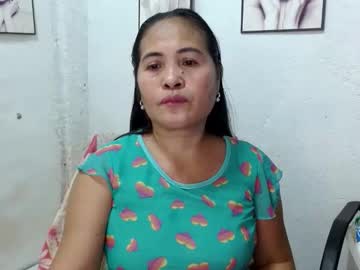 Yourlove_Regine Chaturbate stream image from December 29, 2025