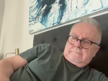 Ozhairybearxxxx Chaturbate stream image from December 29, 2025