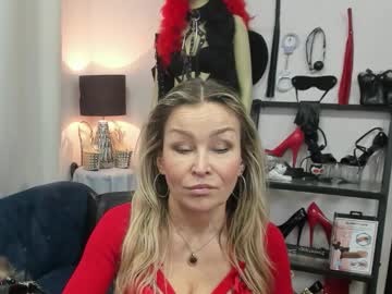 Crystalxohotty Chaturbate stream image from December 29, 2025