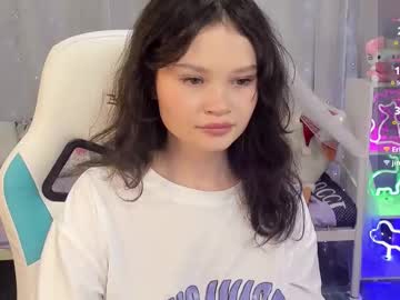 Emilychaves Chaturbate stream image from December 29, 2025