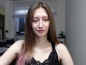 Luna_Xsensual Chaturbate stream image from December 29, 2025