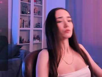 Lilllos_ Chaturbate stream image from December 29, 2025