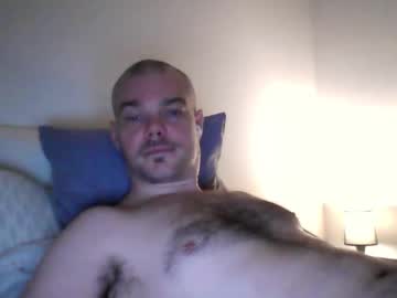 Lambch0ps Chaturbate stream image from December 29, 2025