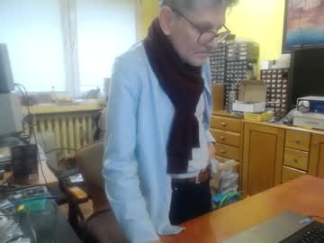 Korek24hot Chaturbate stream image from December 29, 2025