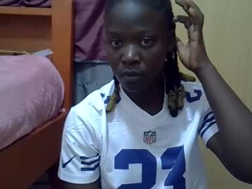Ebonydora Chaturbate stream image from December 29, 2025