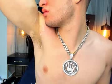 Hunterheat_ Chaturbate stream image from December 29, 2025