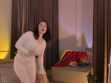 Amourdemavie_ Chaturbate stream image from December 29, 2025