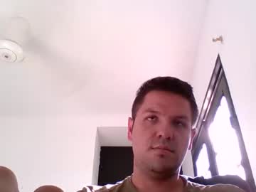 Cristopher3042 Chaturbate stream image from December 29, 2025