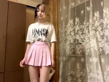 Clarisatoban Chaturbate stream image from December 29, 2025