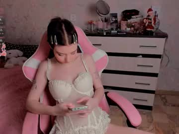 Margopink Chaturbate stream image from December 29, 2025