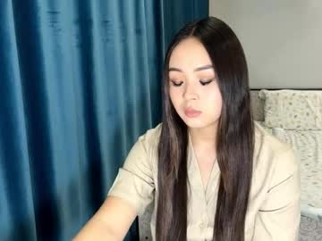 Winterluchini Chaturbate stream image from December 29, 2025