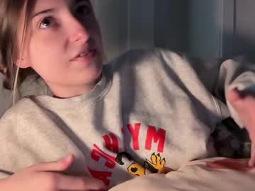Fantasyella Chaturbate stream image from December 29, 2025