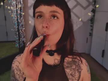 Mika_Moon_ Chaturbate stream image from December 29, 2025