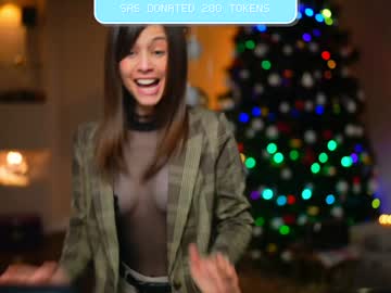 Newchloe18 Chaturbate stream image from December 29, 2025