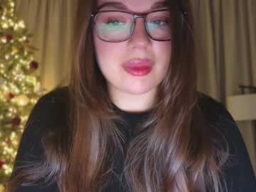 Tutti_Frutti_ Chaturbate stream image from December 29, 2025