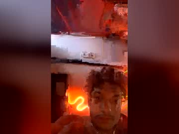 Gswaze12 Chaturbate stream image from December 29, 2025
