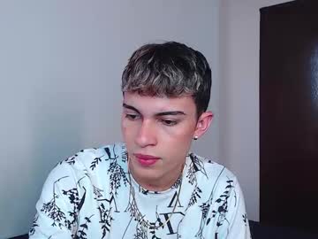 John_Vichenso Chaturbate stream image from December 29, 2025