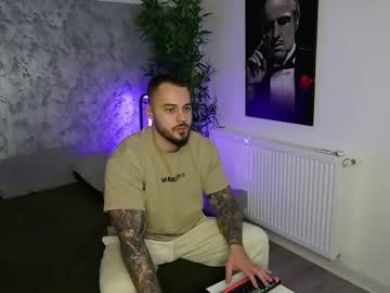 Masterkingmuscle Chaturbate stream image from December 29, 2025