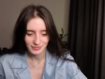 Lisawoo Chaturbate stream image from December 29, 2025