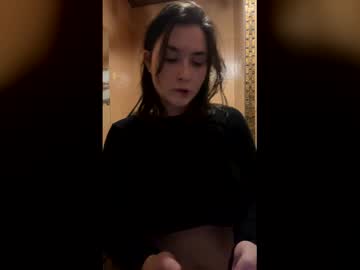 Luisaskay Chaturbate stream image from December 29, 2025