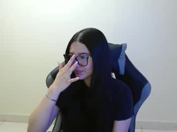 Sahaliefox_ Chaturbate stream image from December 29, 2025