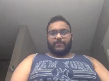 Chrislovesbitches Chaturbate stream image from December 30, 2025
