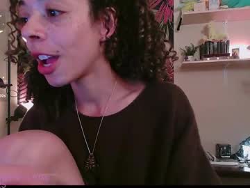 Gunzinrose Chaturbate stream image from December 30, 2025