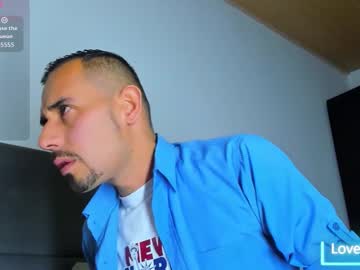 Jhonyalzate Chaturbate stream image from December 30, 2025