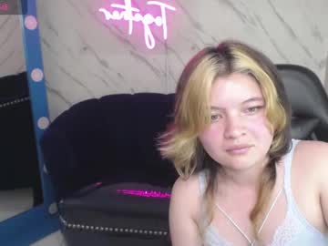 Nezuko_V Chaturbate stream image from December 30, 2025