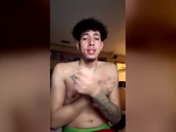 Curlynmixed Chaturbate stream image from December 30, 2025