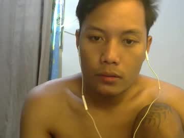 Hotluvs Chaturbate stream image from December 30, 2025